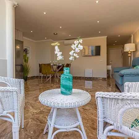 Apartment Costa Paradise - Beachfront *