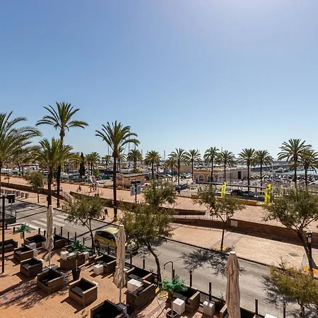 Costa Paradise - Beachfront Apartment