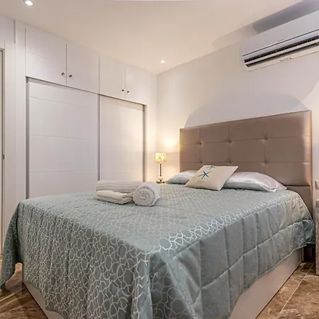 Costa Paradise - Beachfront Apartment