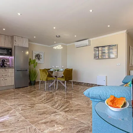 Apartment Costa Paradise - Beachfront Fuengirola